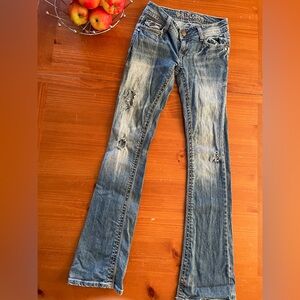 Wallflower Women's Faded Blue Boot Cut Jeans